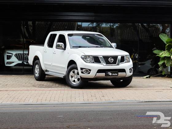 NISSAN FRONTIER 2.5 PLATINUM 4X4 CD TURBO ELETRONIC DIESEL 4P AUTOMÁTICO